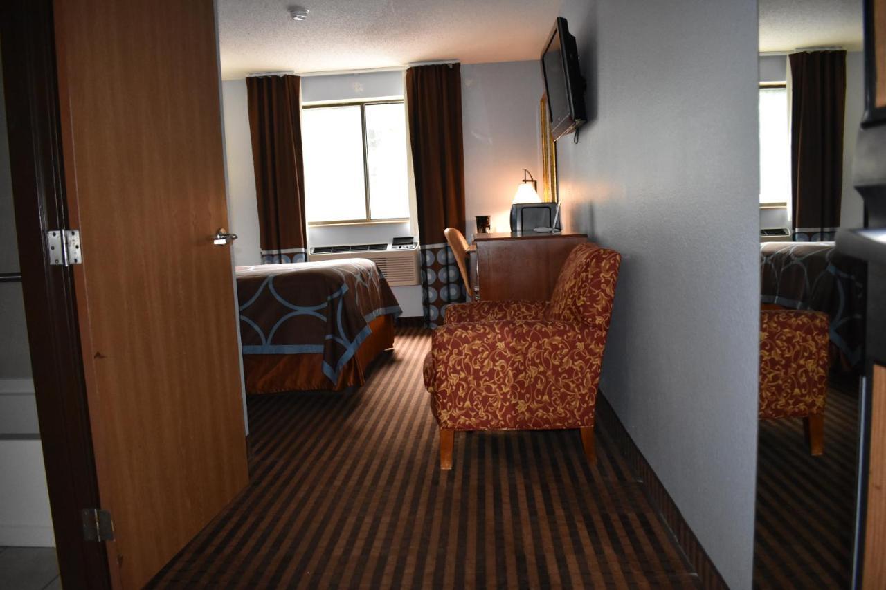 Super 8 By Wyndham La Vale/Cumberland Area Motell Exteriör bild